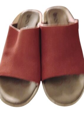 Bionico Comfort Slide Sandals in Rust Red for‎ Women Size 6.5